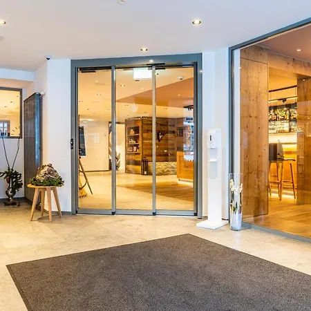 ホテル Kristall サース・アルマゲル