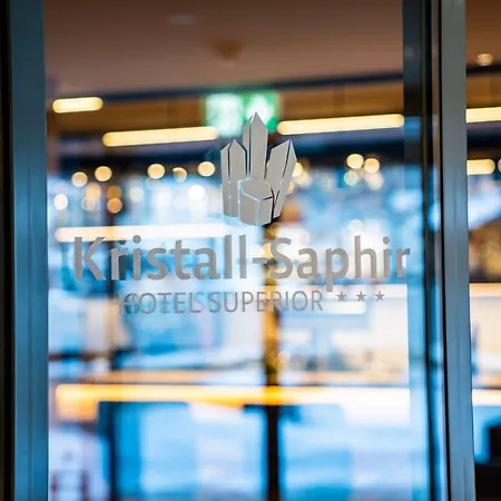 Отель Kristall 3*