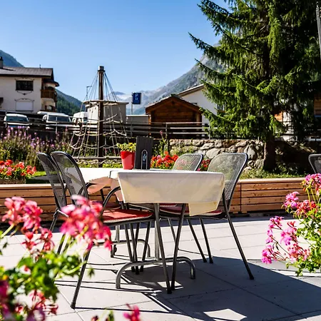 Kristall Саас-Альмагель