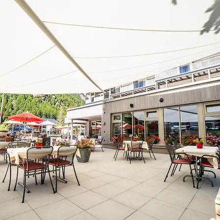 Kristall ホテル サース・アルマゲル