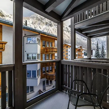 Kristall-saphir Superior Saas-Almagell