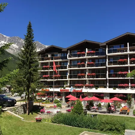 Hotel Kristall-saphir Superior 3*