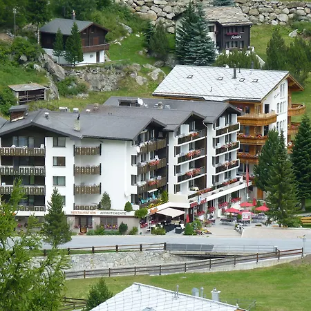 Kristall-saphir Superior Hotel 3*