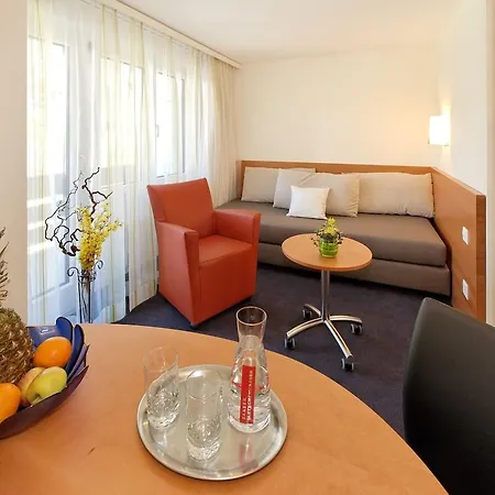 Kristall Hotel