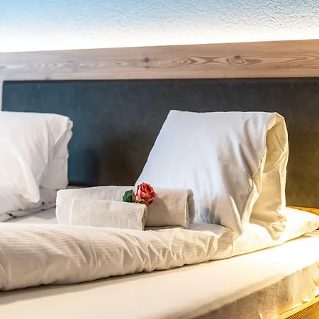 Hotel Kristall 3*